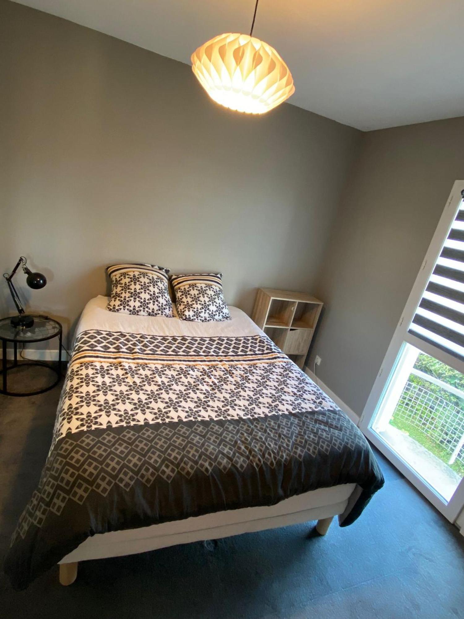 Chambre Avec Balcon Proche Vichy Saint-Remy-en-Rollat Luaran gambar